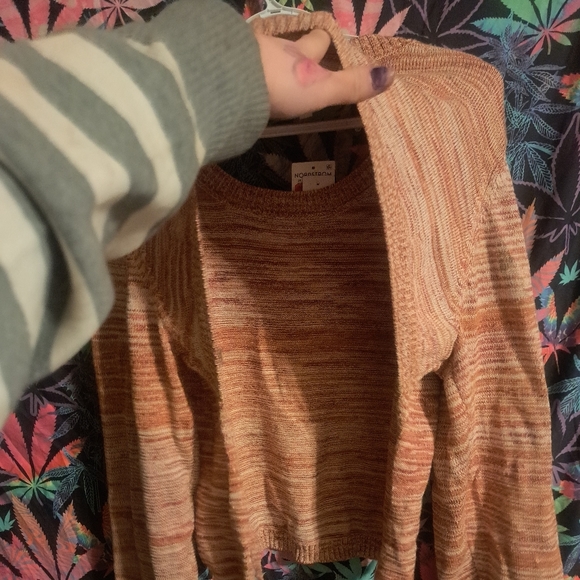 Cute top - Picture 11 of 13